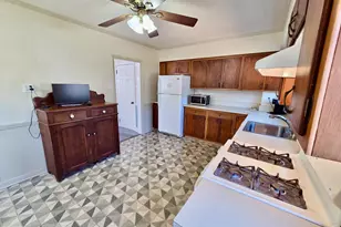 41 Wayne Ave, Springfield, PA 19064 - Photo 11