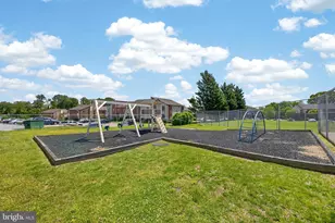 5200 Hilltop Dr, Brookhaven, PA 19015 - Photo 21