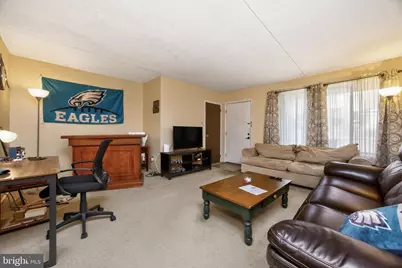 5200 Hilltop Drive #M5, Brookhaven, PA 19015 - Photo 5