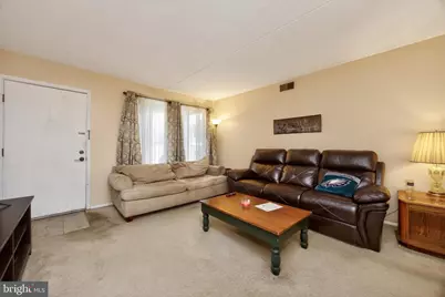 5200 Hilltop Drive #M5, Brookhaven, PA 19015 - Photo 3