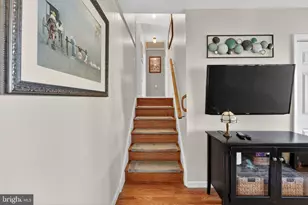 2225 E Helms Manor, Upper Chichester, PA 19061 - Photo 17