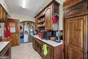 7209 Penarth Ave, Upper Darby, PA 19082 - Photo 9