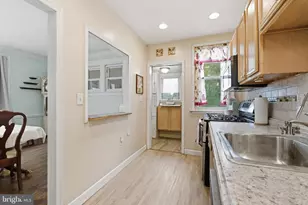 3828 Crest Rd, Drexel Hill, PA 19026 - Photo 11