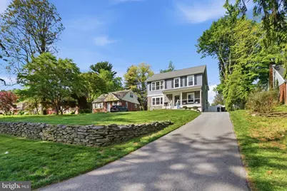 732 Oak Way, Havertown, PA 19083 - Photo 1