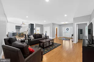 10 E Brookhaven Rd, Wallingford, PA 19086 - Photo 5