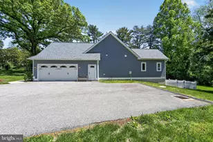10 E Brookhaven Rd, Wallingford, PA 19086 - Photo 37