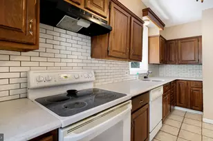 271 Ballymore Rd, Springfield, PA 19064 - Photo 13