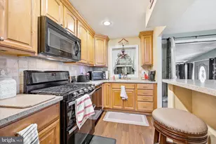 224 S Swarthmore Ave, Ridley Park, PA 19078 - Photo 9