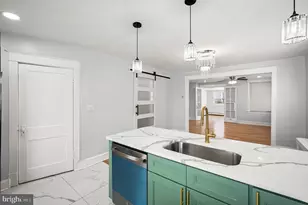 238 Heather Rd, Upper Darby, PA 19082 - Photo 11