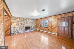1359 Peach St, Upper Chichester, PA 19061 - Photo 3