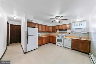 1359 Peach St, Upper Chichester, PA 19061 - Photo 27