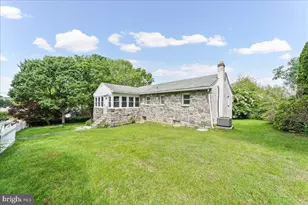 1359 Peach St, Upper Chichester, PA 19061 - Photo 39
