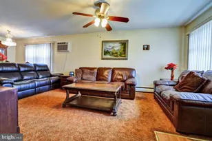 47 Walnut St, Clifton Heights, PA 19018 - Photo 3