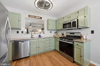53 Andrews Ct., Upper Chichester, PA 19014 - Photo 5