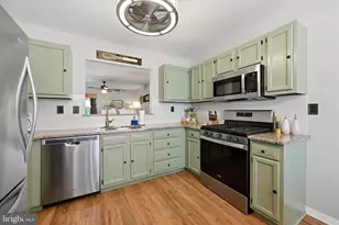 53 Andrews Ct, Upper Chichester, PA 19014 - Photo 5