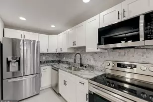 444 Westmont Dr, Collingdale, PA 19023 - Photo 5