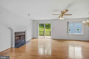 306 S Point Dr, Chadds Ford, PA 19317 - Photo 5