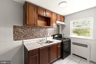 585 Snowden Rd, Upper Darby, PA 19082 - Photo 11