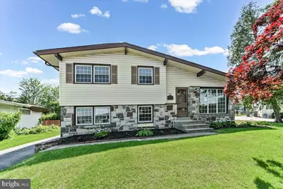 410 Lyndhurst Drive, Broomall, PA 19008 - Photo 3
