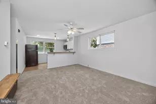 202 Green St, Holmes, PA 19043 - Photo 5