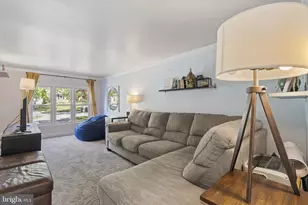 403 Walnut Hill Ln, Havertown, PA 19083 - Photo 17