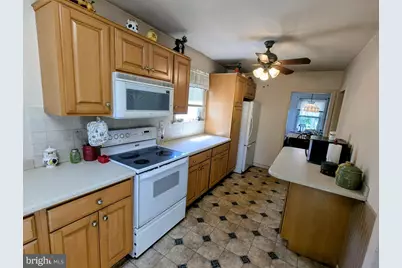 903 Galbraith Avenue, Upper Chichester, PA 19061 - Photo 15