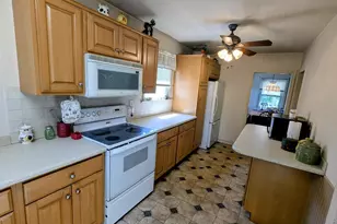903 Galbraith Ave, Upper Chichester, PA 19061 - Photo 15