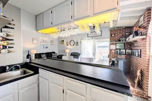 714 Wyndom Terrace, Secane, PA 19018 - Photo 17
