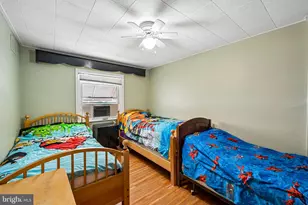 425 Arlington Ave, Upper Darby, PA 19082 - Photo 15
