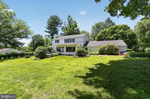 433 Brinton Lake Rd, Thornton, PA 19373 - Photo 5