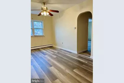 808 Macdade Boulevard #1ST FL REAR, Folsom, PA 19033 - Photo 11