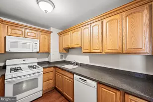 1030 E Lancaster Ave, Bryn Mawr, PA 19010 - Photo 7