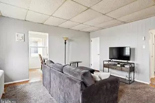 292 N Wycombe Ave, Lansdowne, PA 19050 - Photo 5