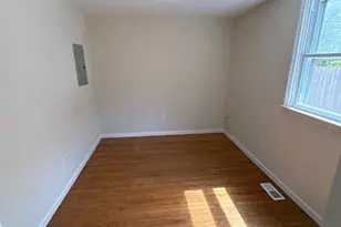 701 E 23rd St, Chester, PA 19013 - Photo 3