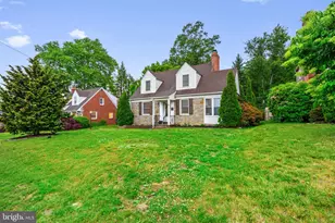416 Glendale Cir, Springfield, PA 19064 - Photo 5