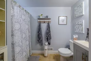 44 Eusden Dr, Aston, PA 19014 - Photo 13