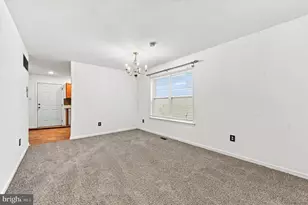 924 Madison St, Chester, PA 19013 - Photo 9