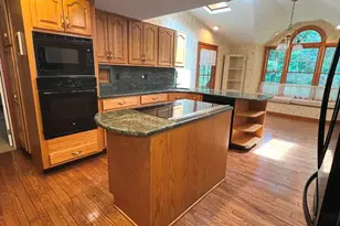 690 Old School House Dr, Springfield, PA 19064 - Photo 5