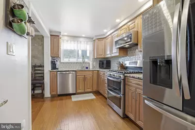 201 Willowbrook Avenue, Folsom, PA 19033 - Photo 11