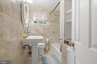 201 Willowbrook Avenue, Folsom, PA 19033 - Photo 17