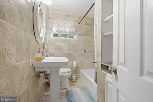 201 Willowbrook Ave, Folsom, PA 19033 - Photo 17