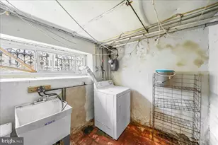 217 Avon Rd, Upper Darby, PA 19082 - Photo 15