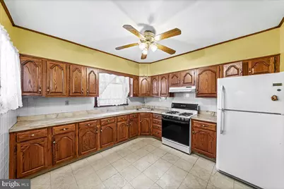 217 Avon Road, Upper Darby, PA 19082 - Photo 7