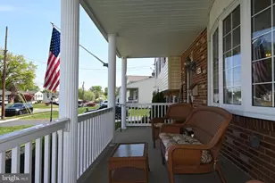 2345 Crestview Ln, Aston, PA 19014 - Photo 3