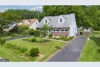 2407 Secane Road, Secane, PA 19018 - Photo 3