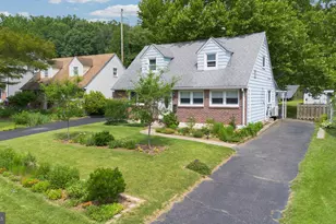 2407 Secane Rd, Secane, PA 19018 - Photo 3