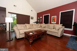 14B Hillview Cir, Lansdowne, PA 19050 - Photo 7