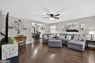 3560 Edgewater Ln, Brookhaven, PA 19015 - Photo 7