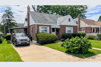 429 Evergreen Avenue, Folsom, PA 19033 - Photo 1