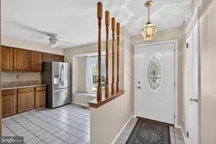 507 Evergreen Ln, Upper Chichester, PA 19014 - Photo 5